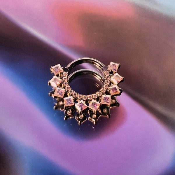 Intricate piece of body jewelry